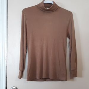 Obermeyer Men's Turtleneck.